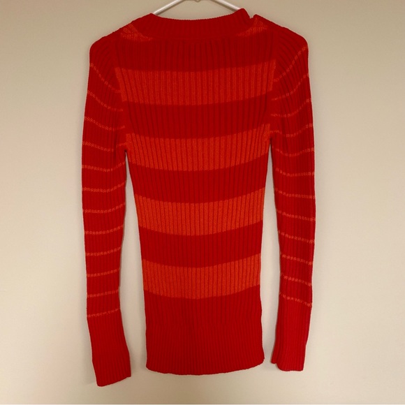 Faded Glory Sweater - Picture 2 of 6